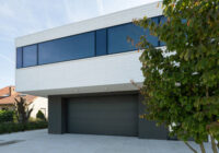 Dlaczego brama segmentowa WIŚNIOWSKI to wybór na długie lata? Dlaczego brama segmentowa WIŚNIOWSKI to wybór na długie lata?